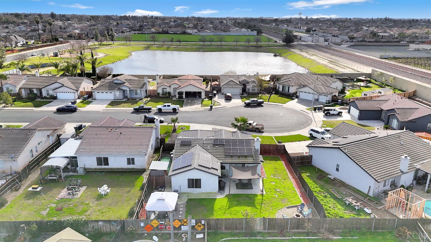 1144 W Orange St, Hanford, CA 93230