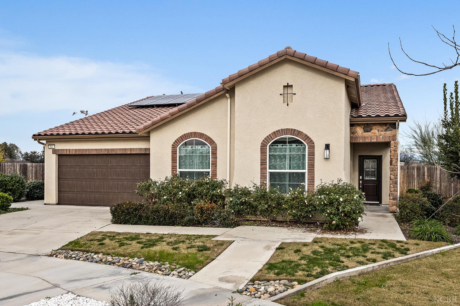 804 S Simon St, Visalia, CA 93292