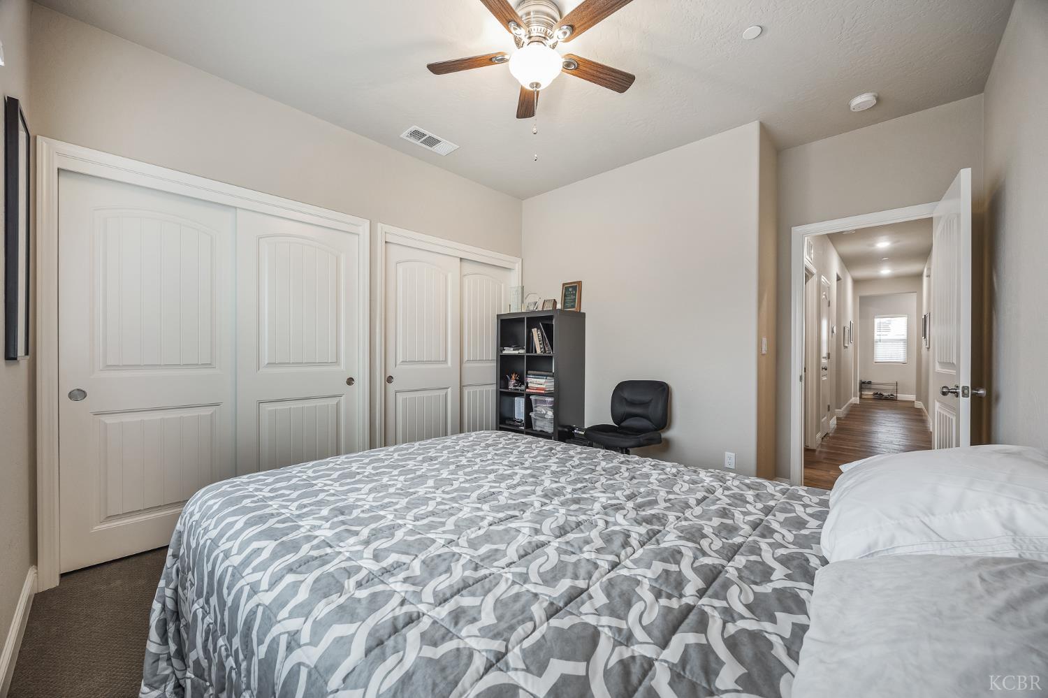 804 S Simon St, Visalia, CA 93292