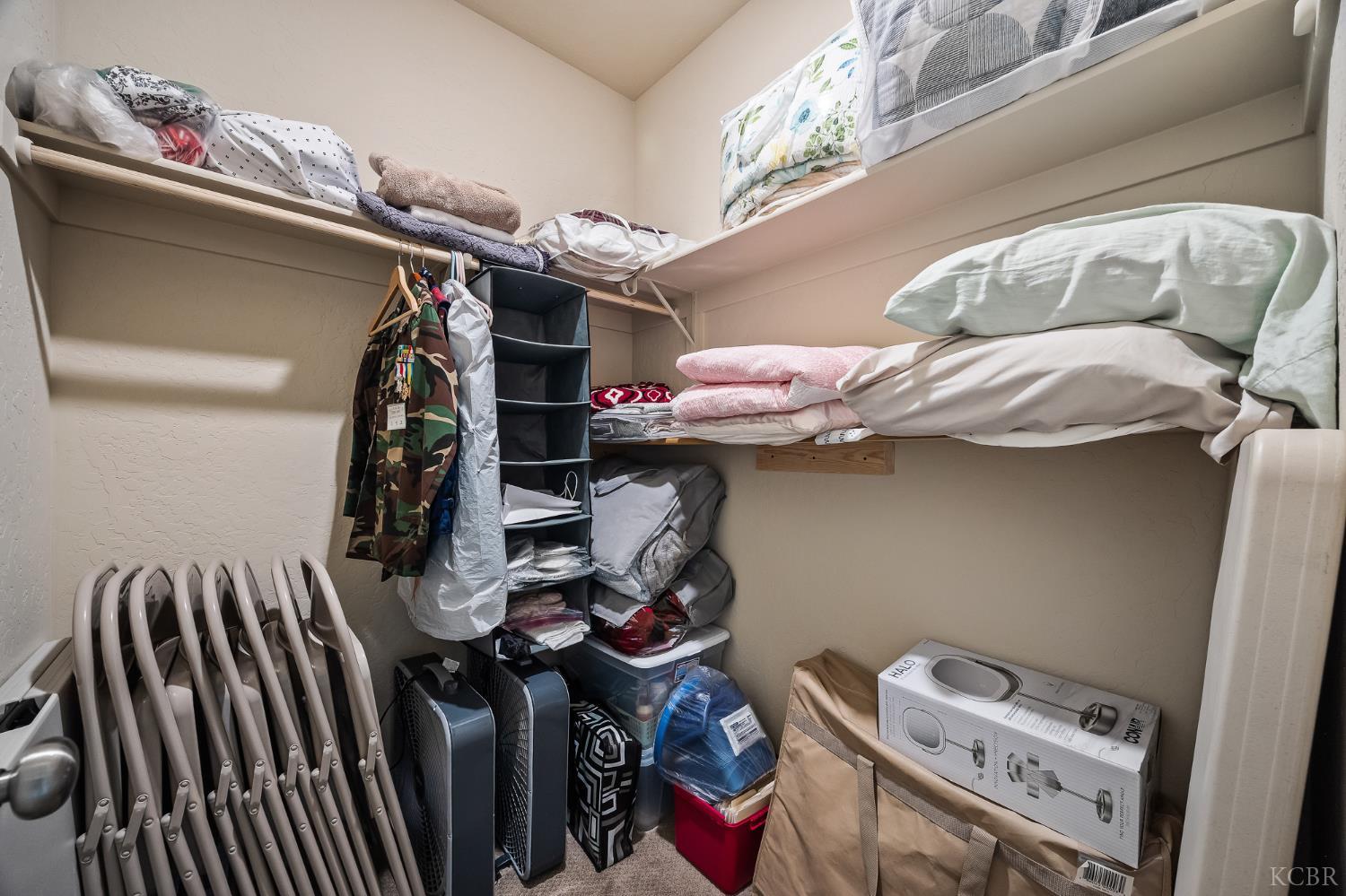 804 S Simon St, Visalia, CA 93292