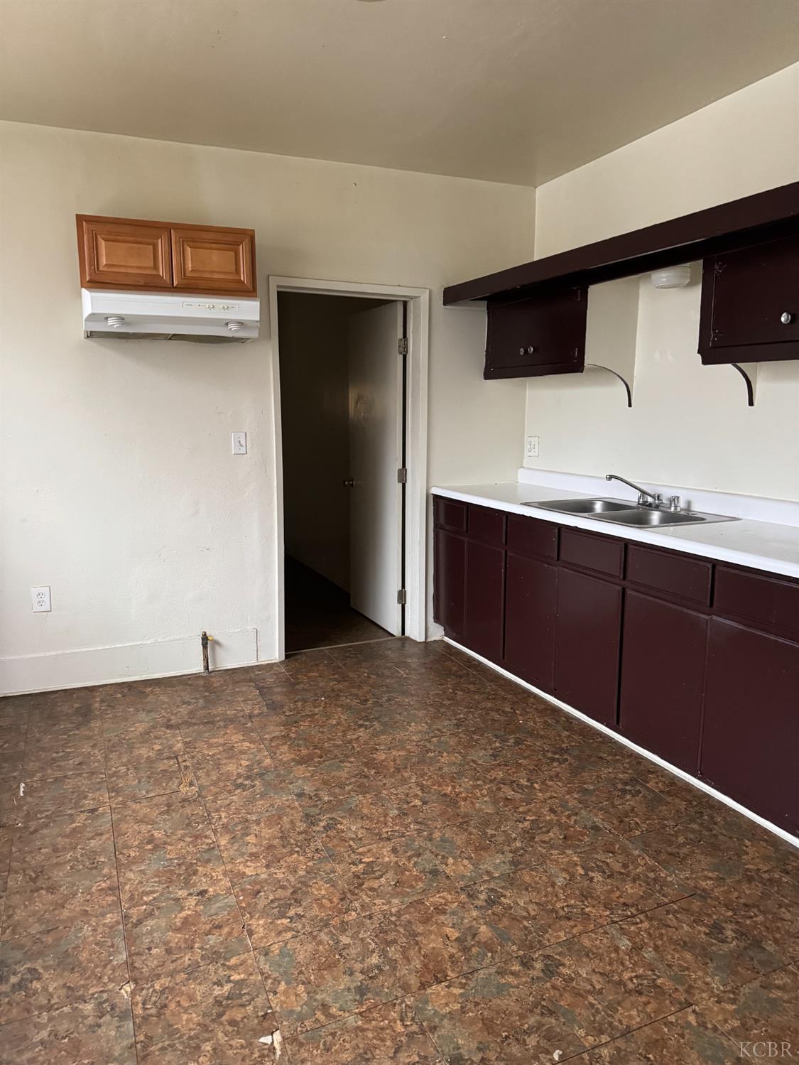 426 W Myrtle St, Hanford, CA 93230