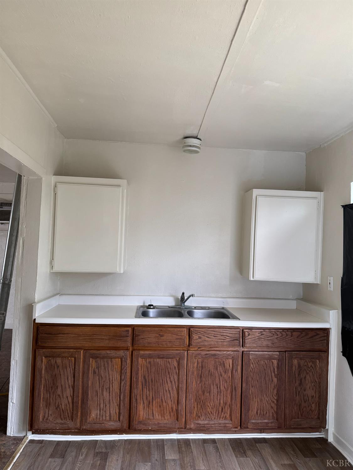 426 W Myrtle St, Hanford, CA 93230