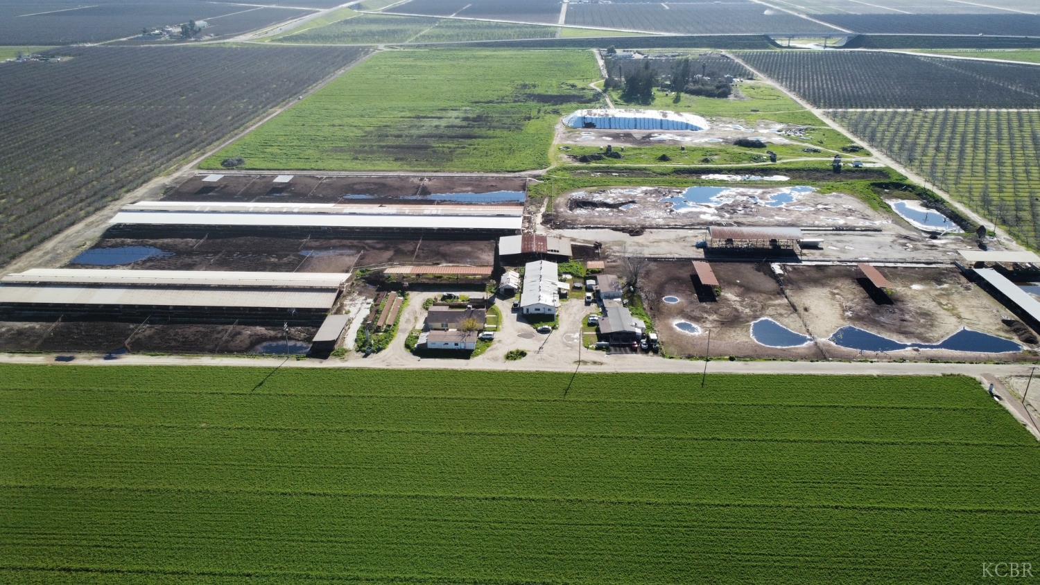 16508 S Clovis Ave, Selma, CA 93662