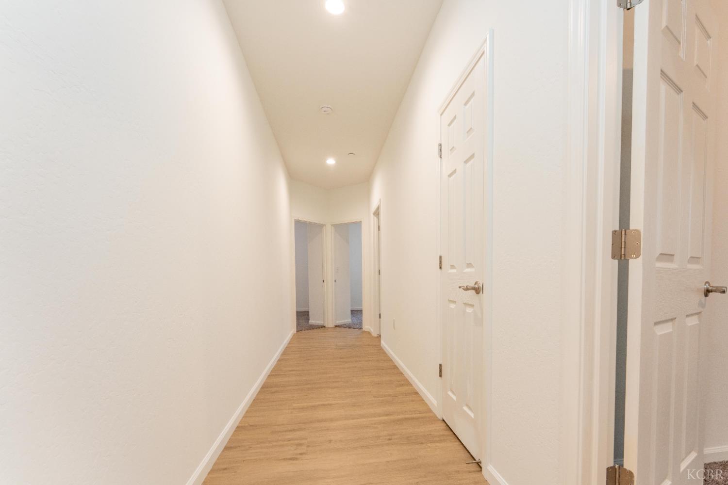 13760 Larkspur Way, Armona, CA 93202