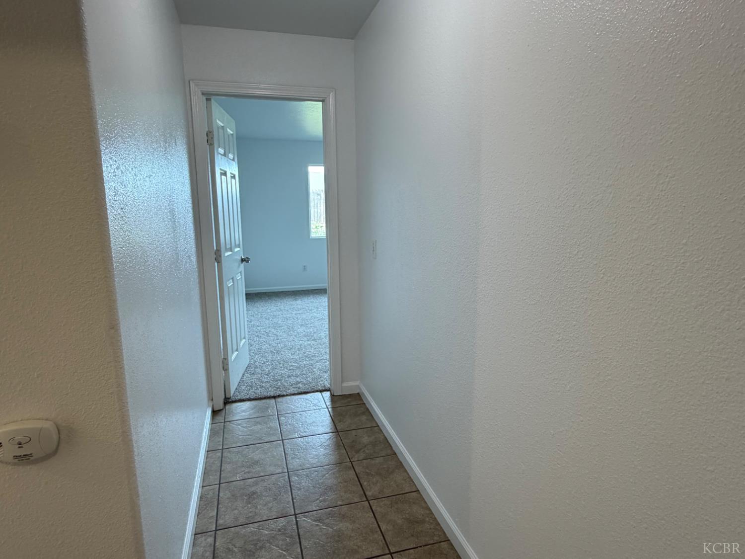 946 W Mammoth Pool Way W, Hanford, CA 93230