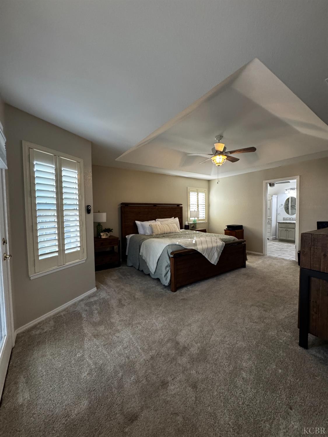 1235 University Ave, Hanford, CA 93230