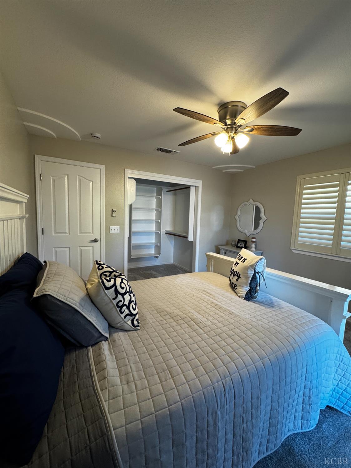 1235 University Ave, Hanford, CA 93230