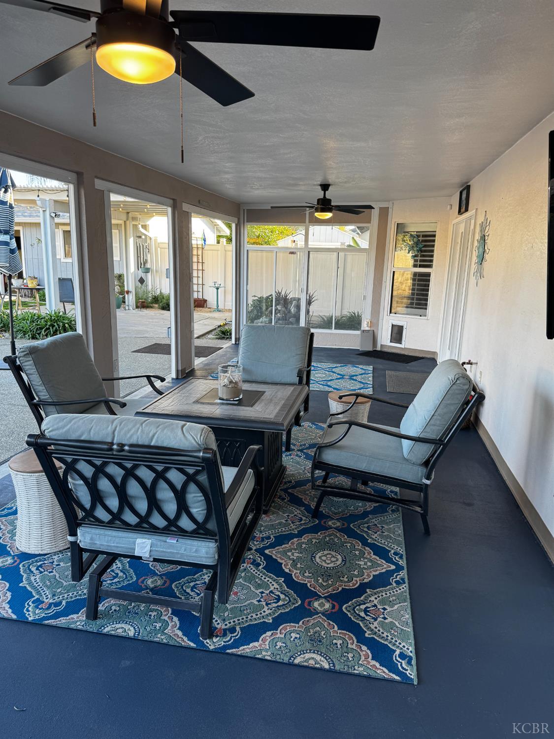 1235 University Ave, Hanford, CA 93230