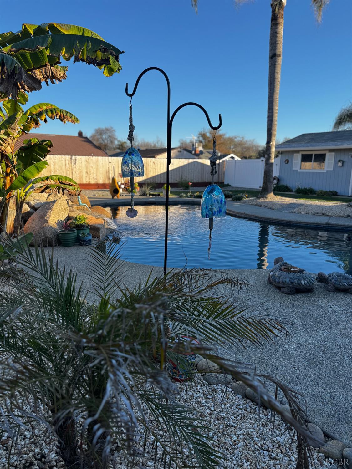 1235 University Ave, Hanford, CA 93230