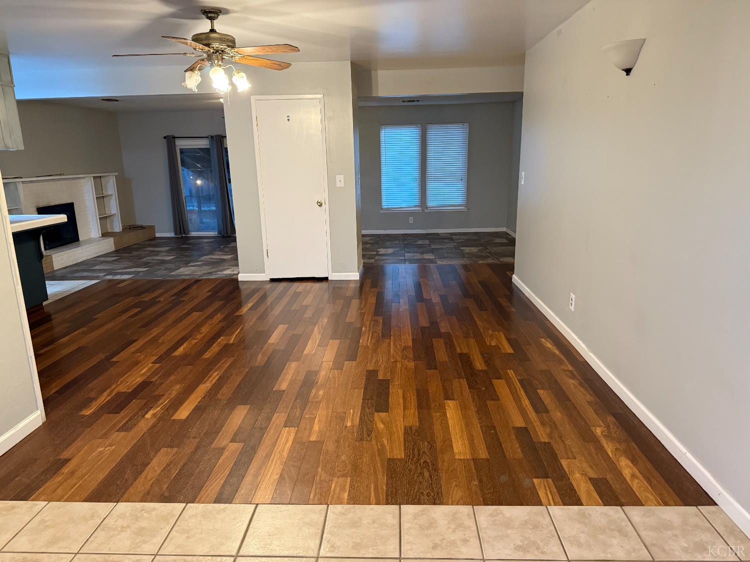 337 E Deodar Ln, Lemoore, CA 93245