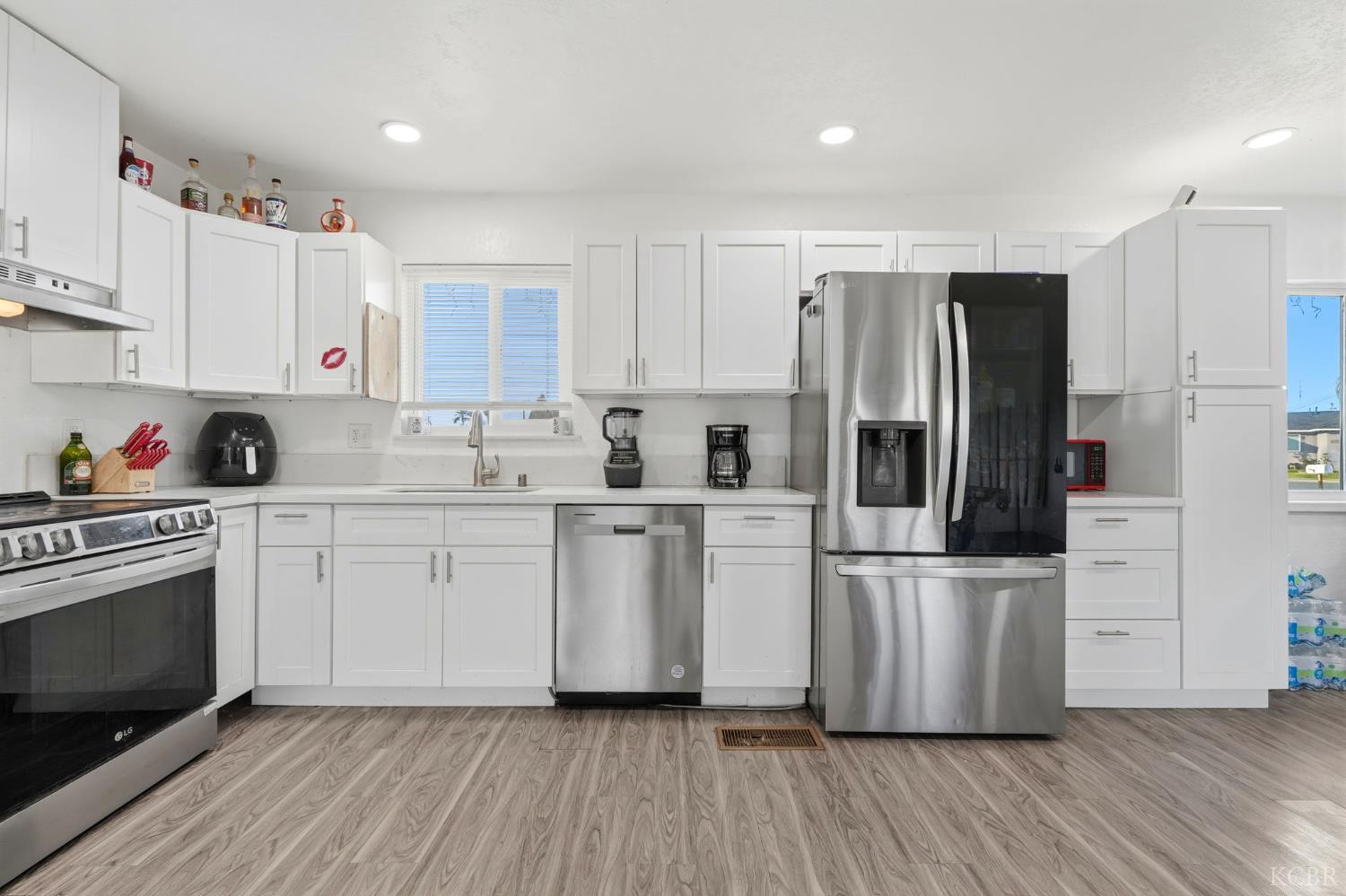 10125 El Toro Way, Hanford, CA 93230