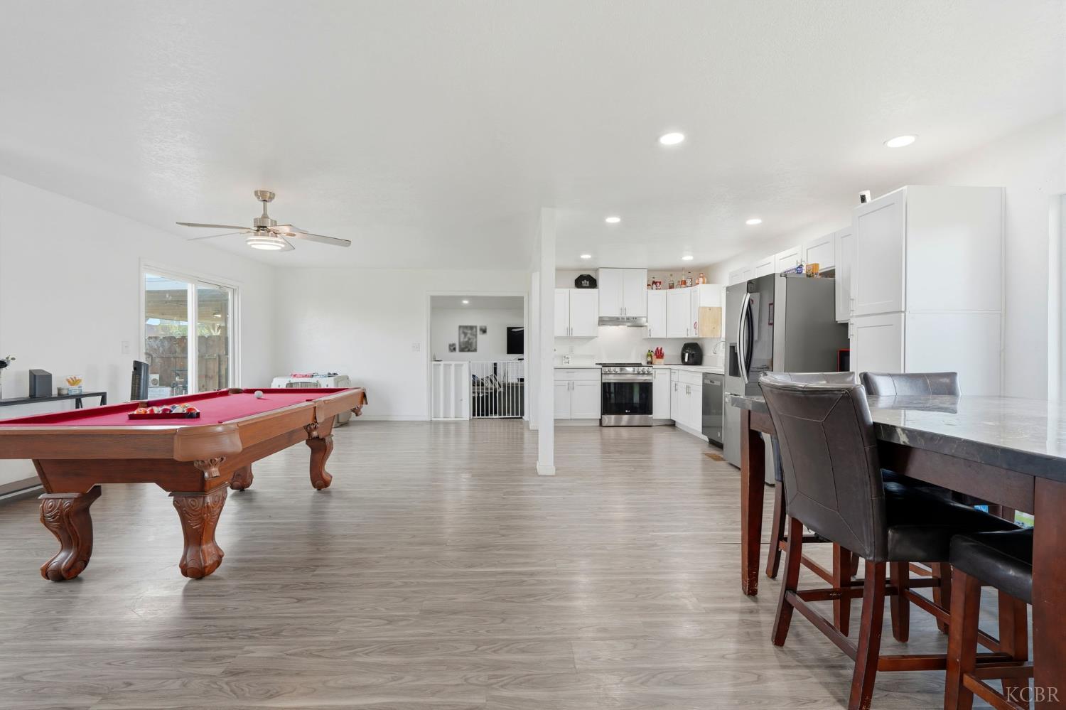 10125 El Toro Way, Hanford, CA 93230