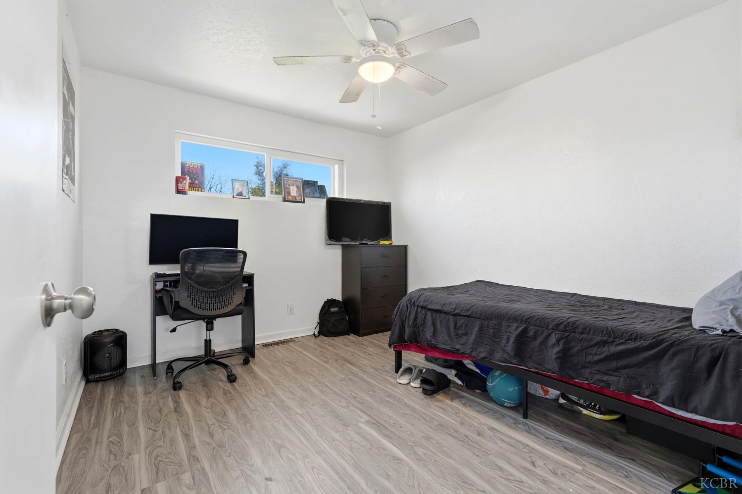 10125 El Toro Way, Hanford, CA 93230