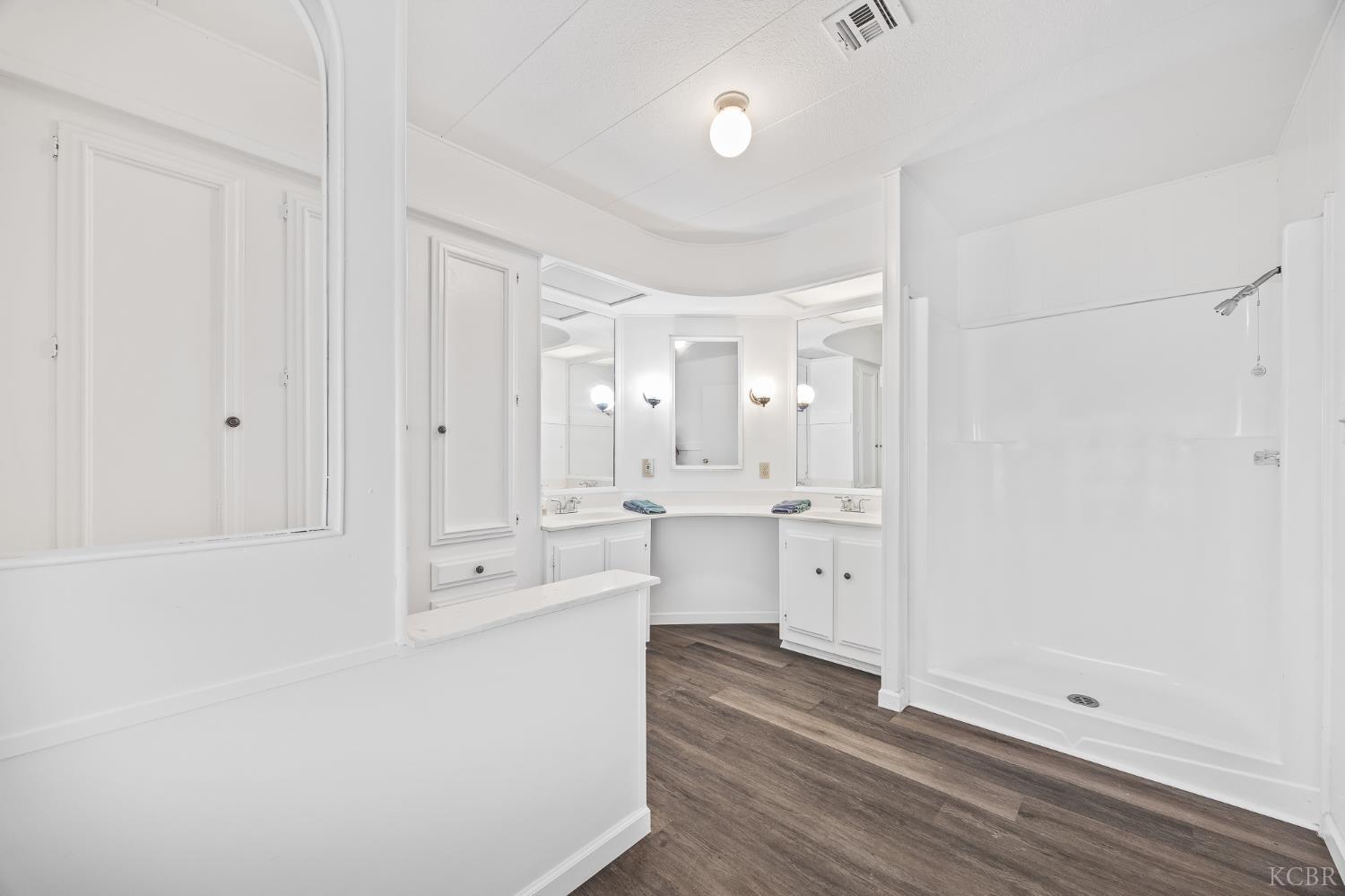 5505 W Tulare Spc 73, Visalia, CA 93277