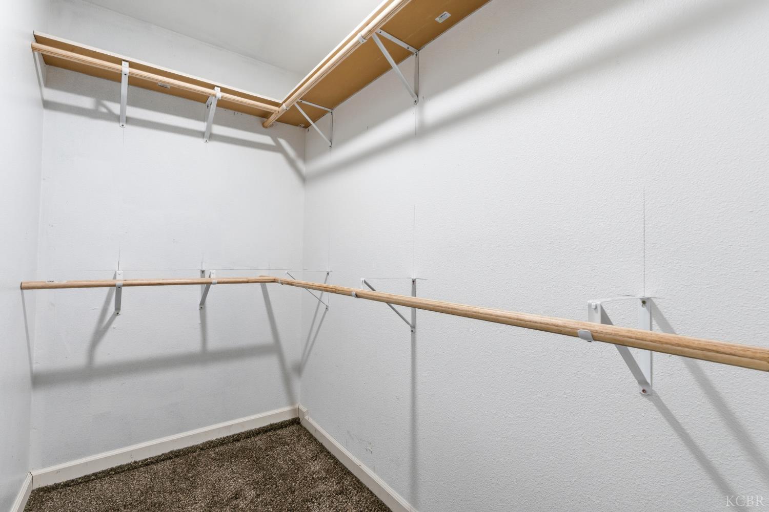 20808 S Renn Ave, Laton, CA 93242