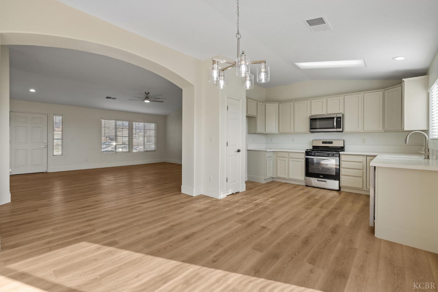 1459 Chimney Way, Lemoore, CA 93245