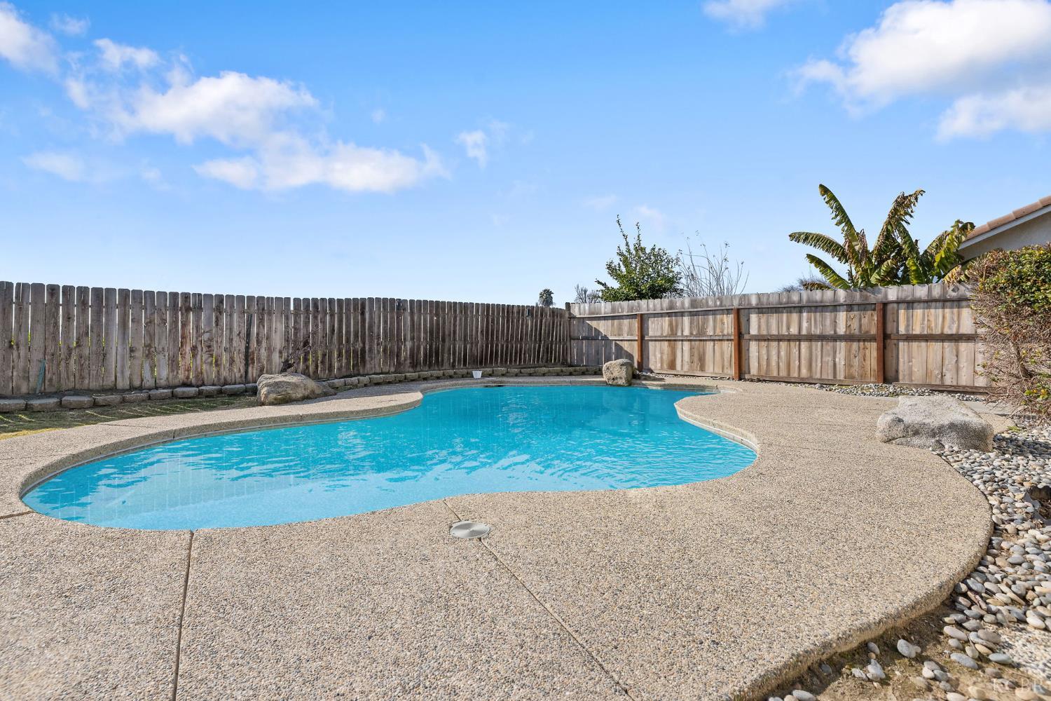 1459 Chimney Way, Lemoore, CA 93245