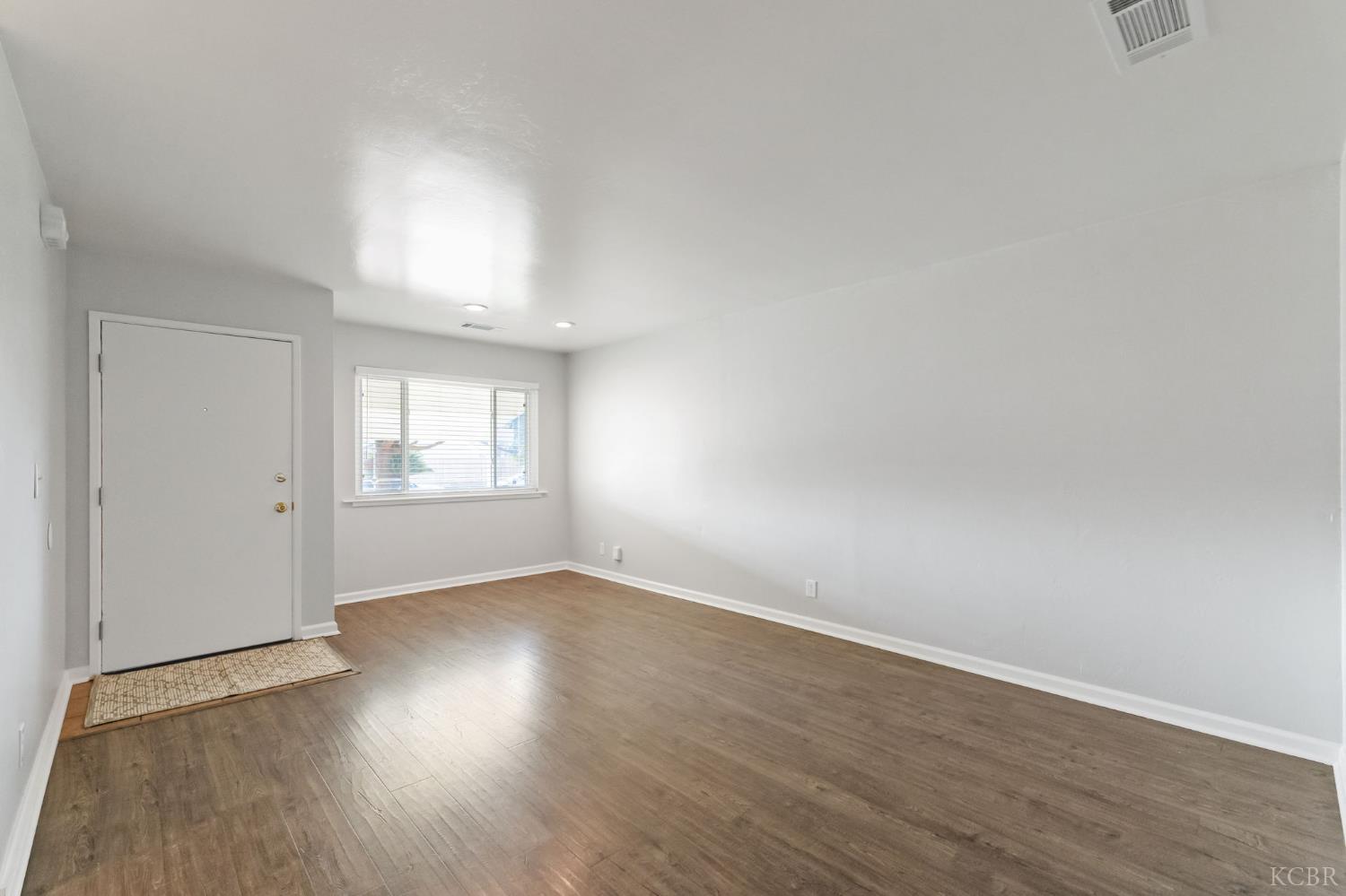 4142 W Cambridge Ave, Visalia, CA 93277