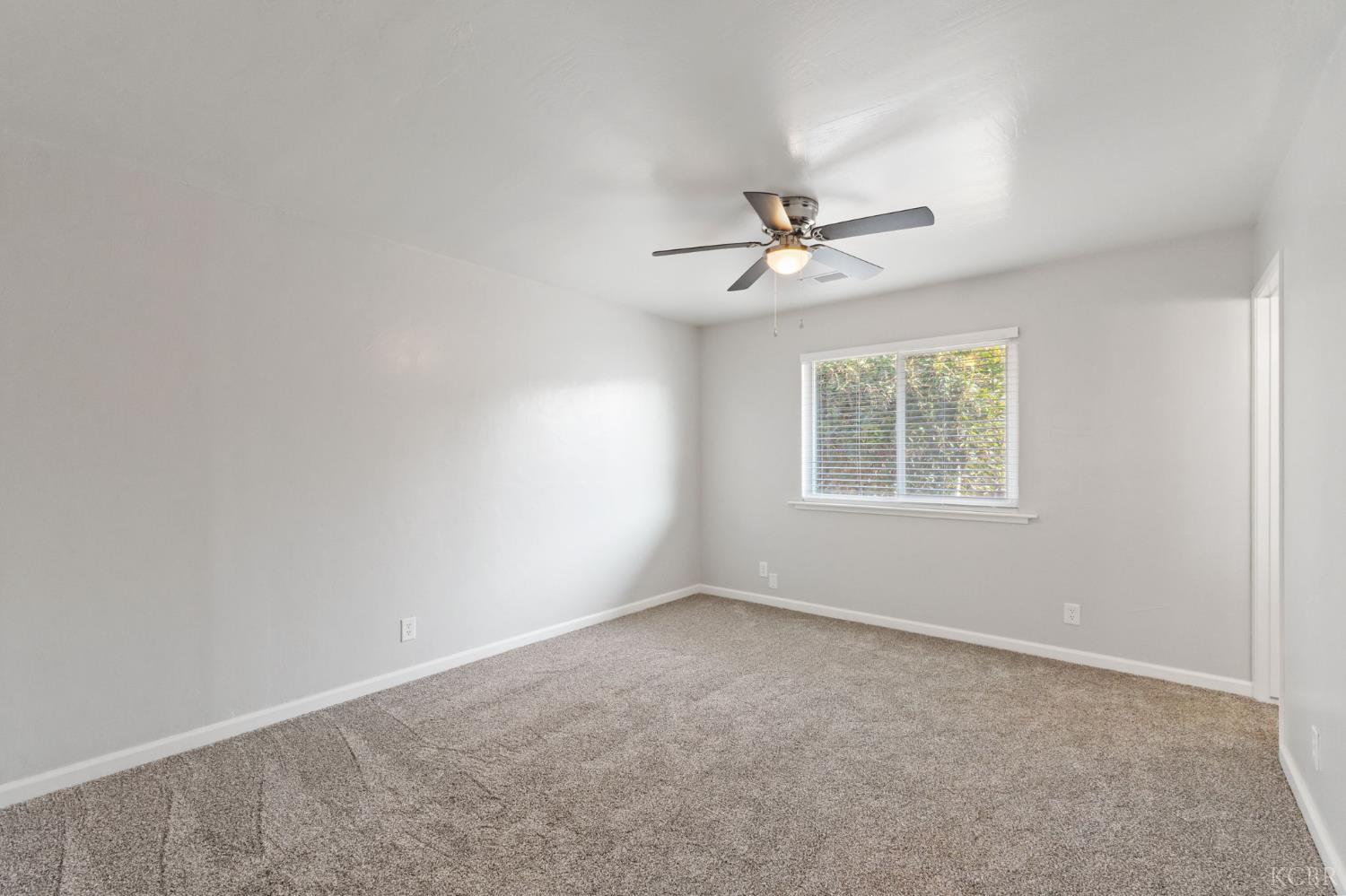 4142 W Cambridge Ave, Visalia, CA 93277