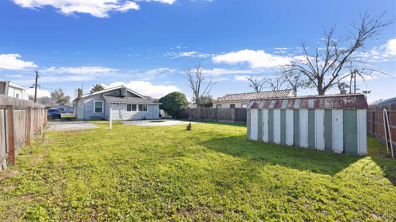 1318 N Redington St, Hanford, CA 93230