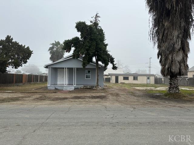 13857 6th St, Armona, CA 93212
