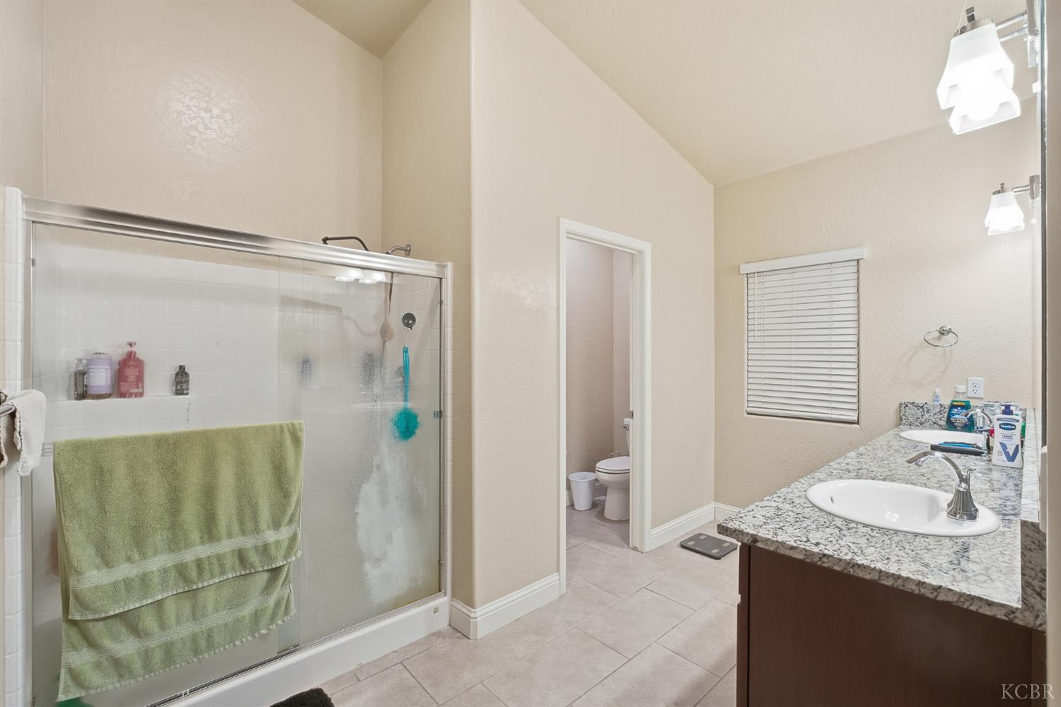 636 Castellina St, Lemoore, CA 93245