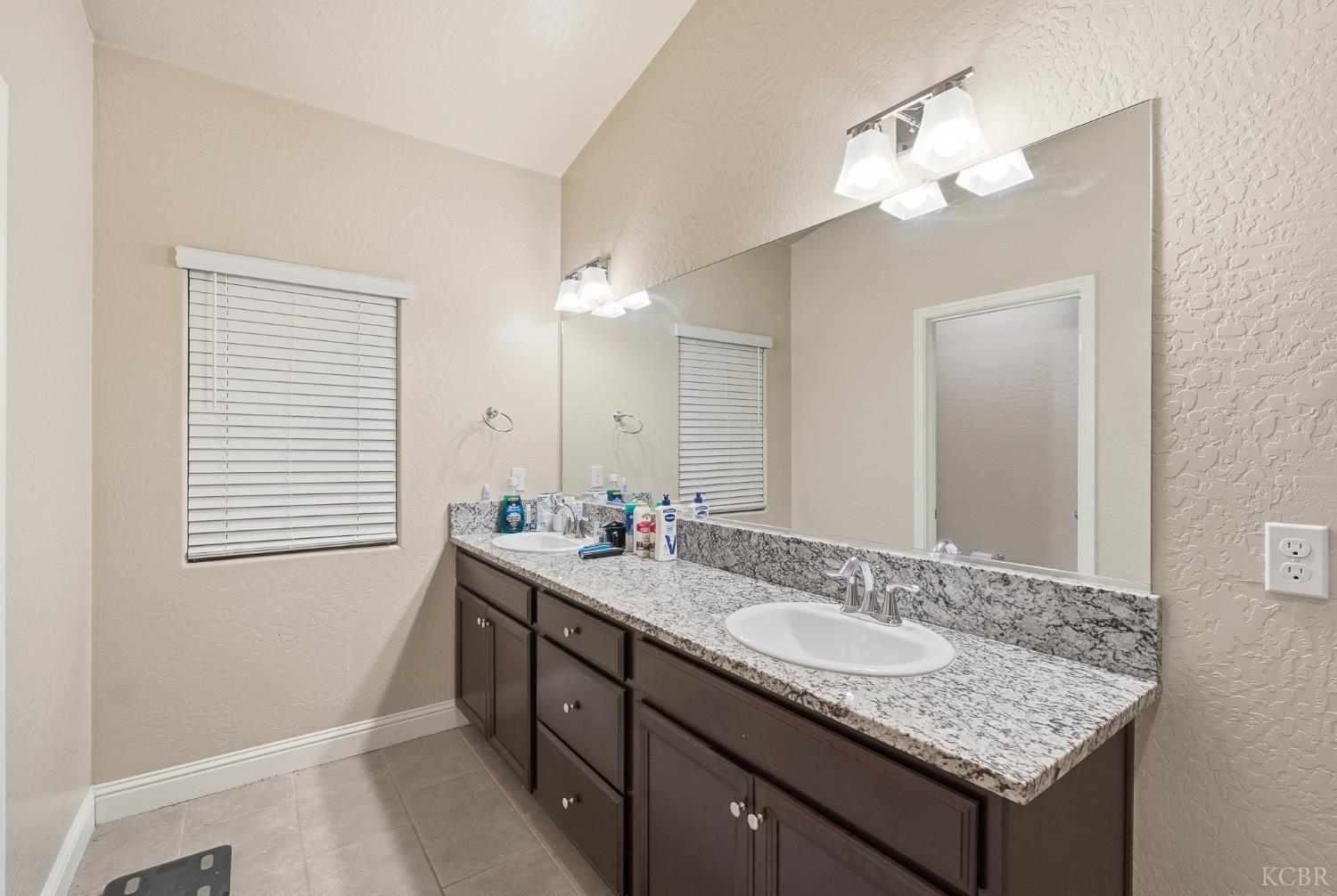 636 Castellina St, Lemoore, CA 93245