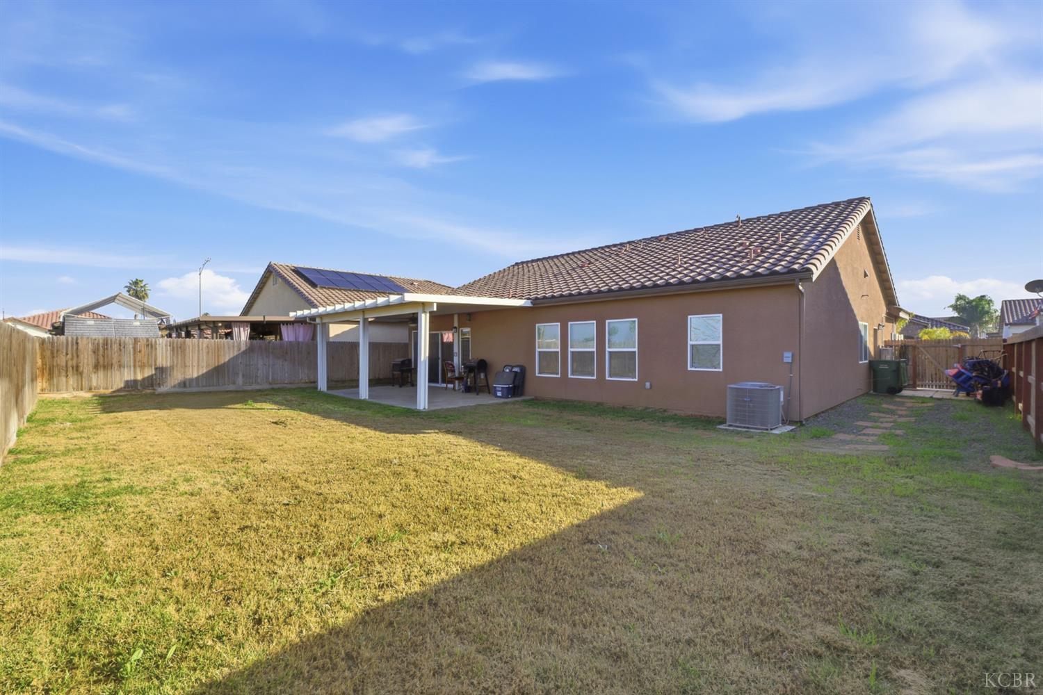 636 Castellina St, Lemoore, CA 93245