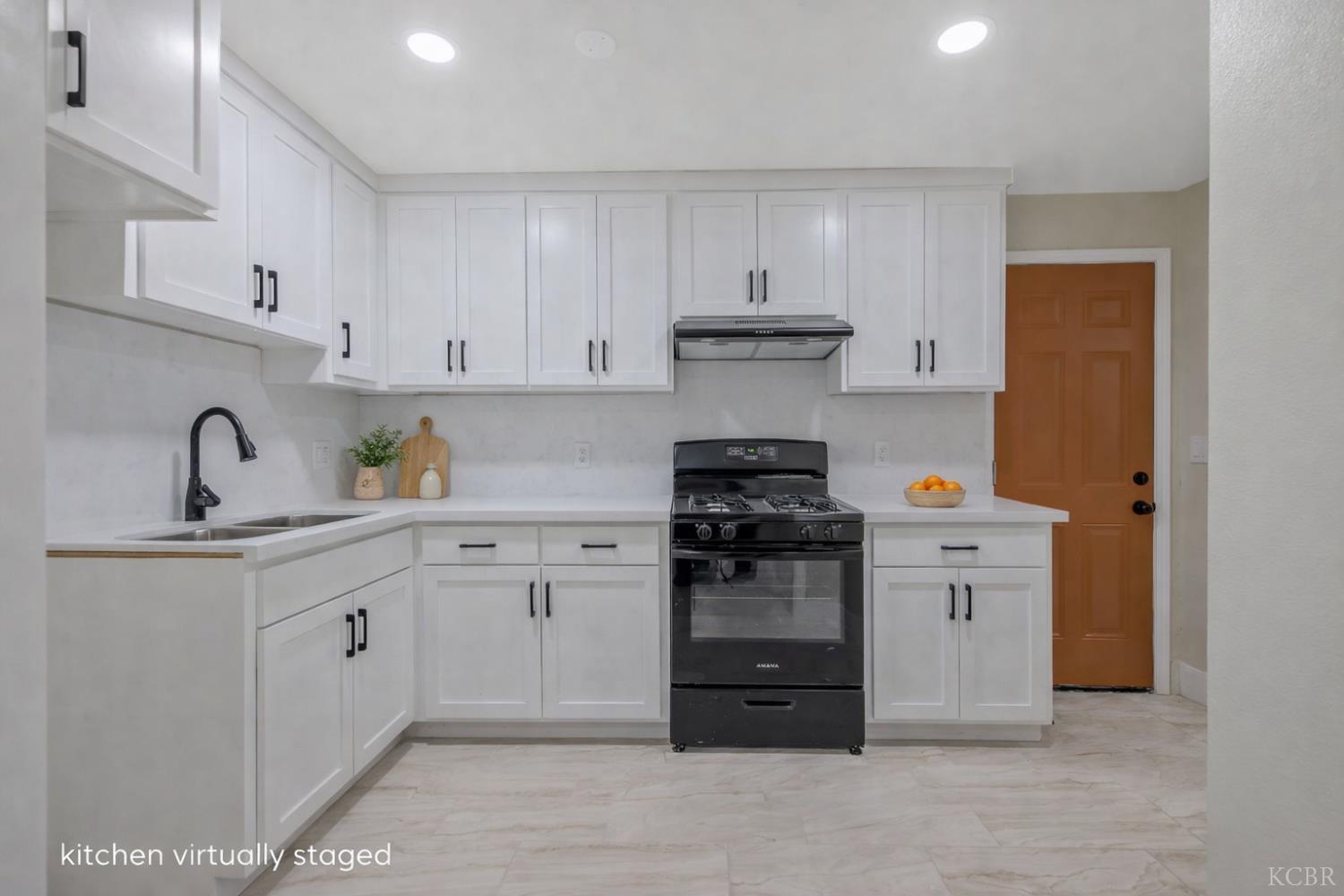 600 E Tulare St, Avenal, CA 93204