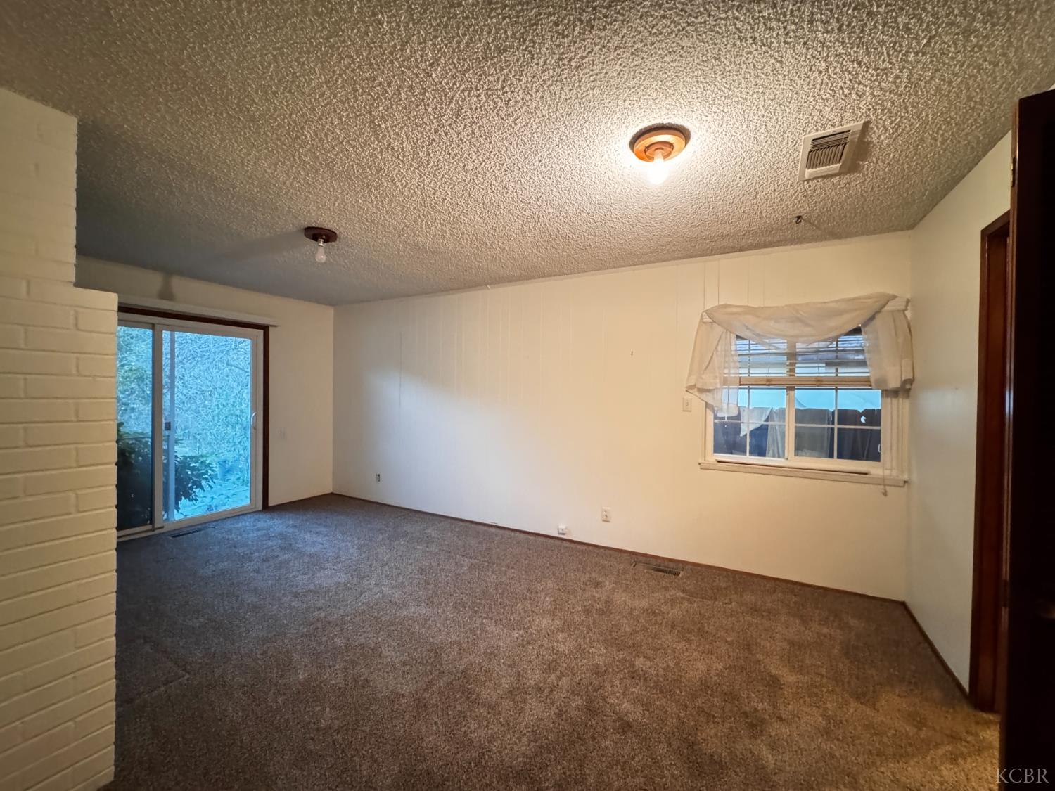 3146 W Harvard Ave, Visalia, CA 93277