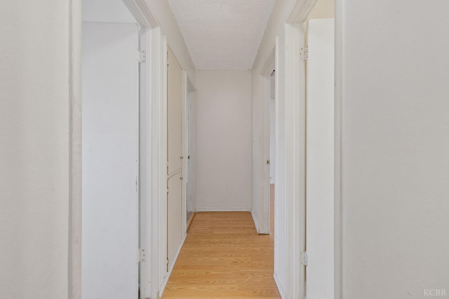 422 W Spring Ln, Lemoore, CA 93245