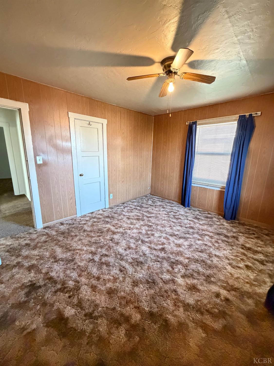 10670 Jackson St, Armona, CA 93202