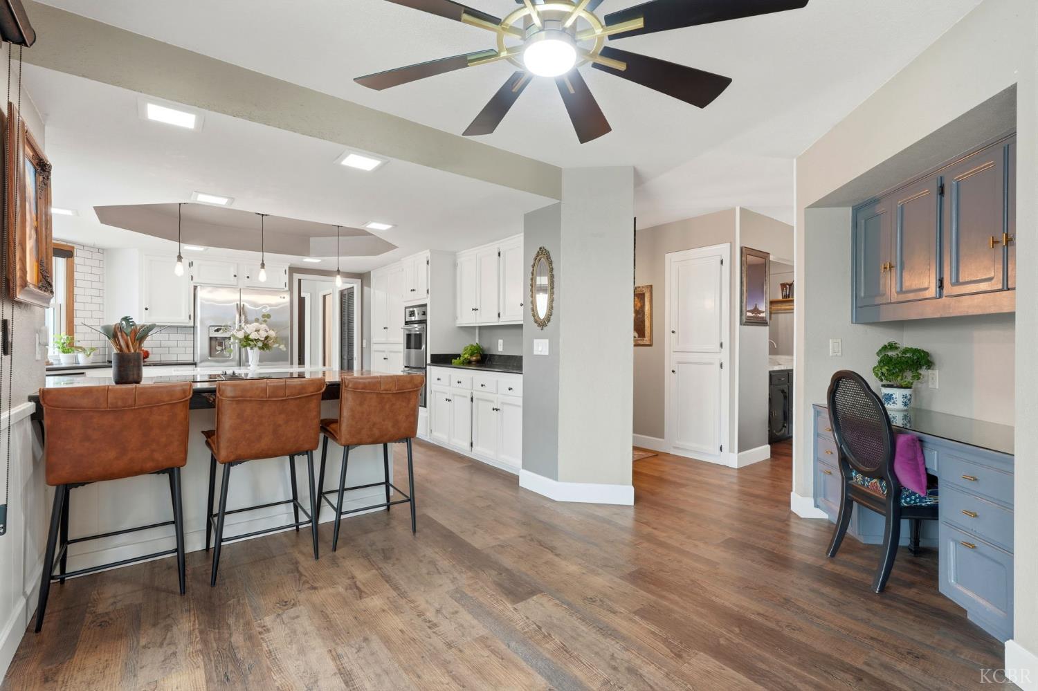 414 N Fulgham St, Visalia, CA 93291