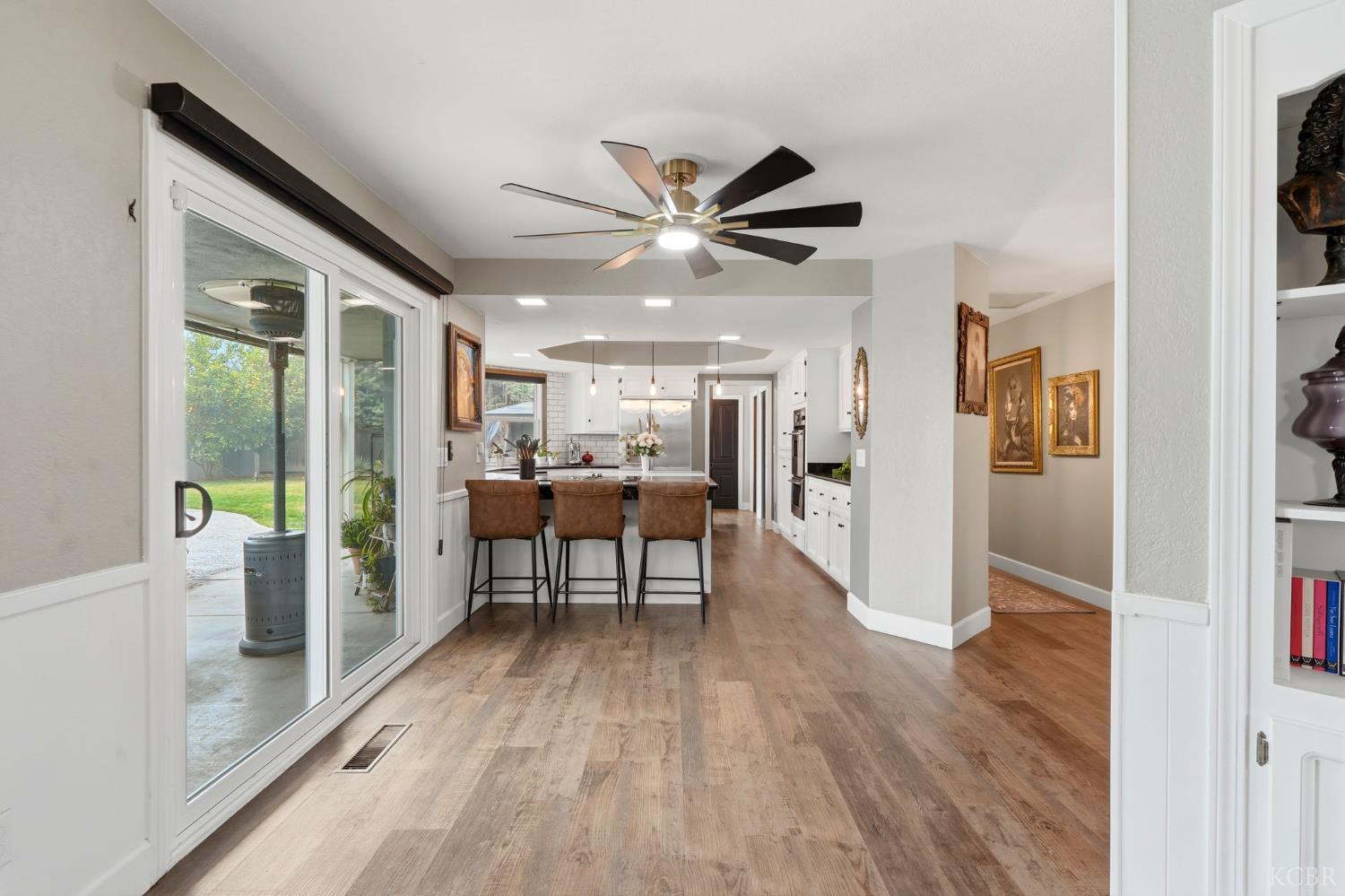 414 N Fulgham St, Visalia, CA 93291