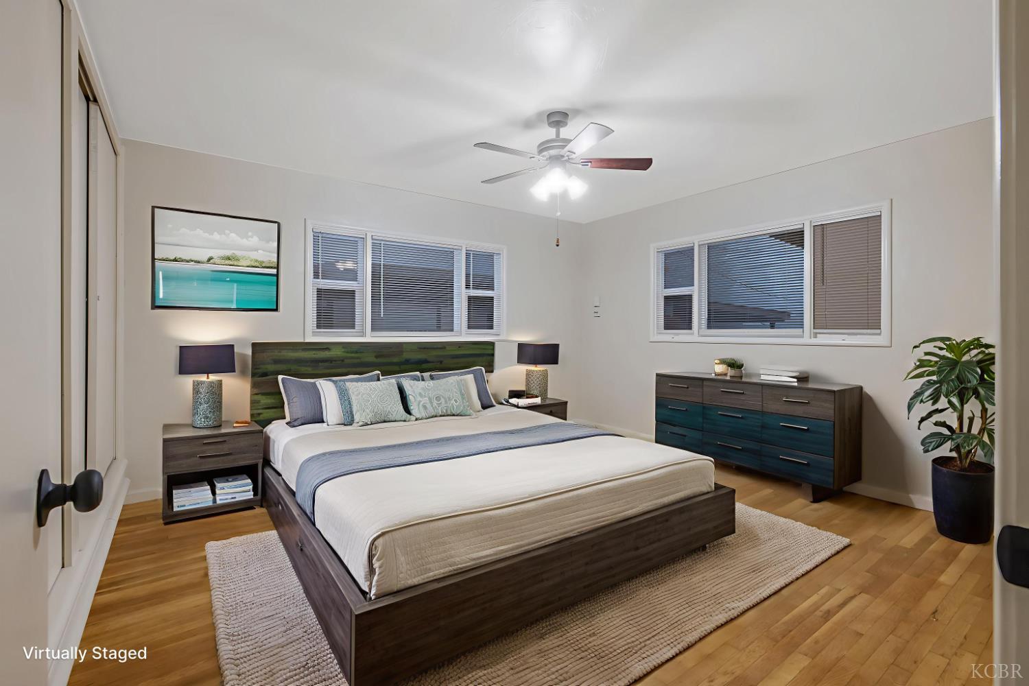 980 E Apricot Ave, Tulare, CA 93274