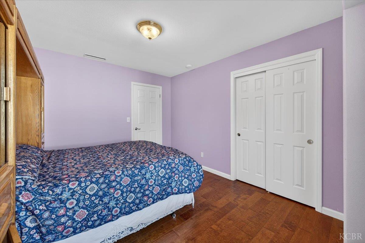 1881 E Frederick Ave, Fresno, CA 93720