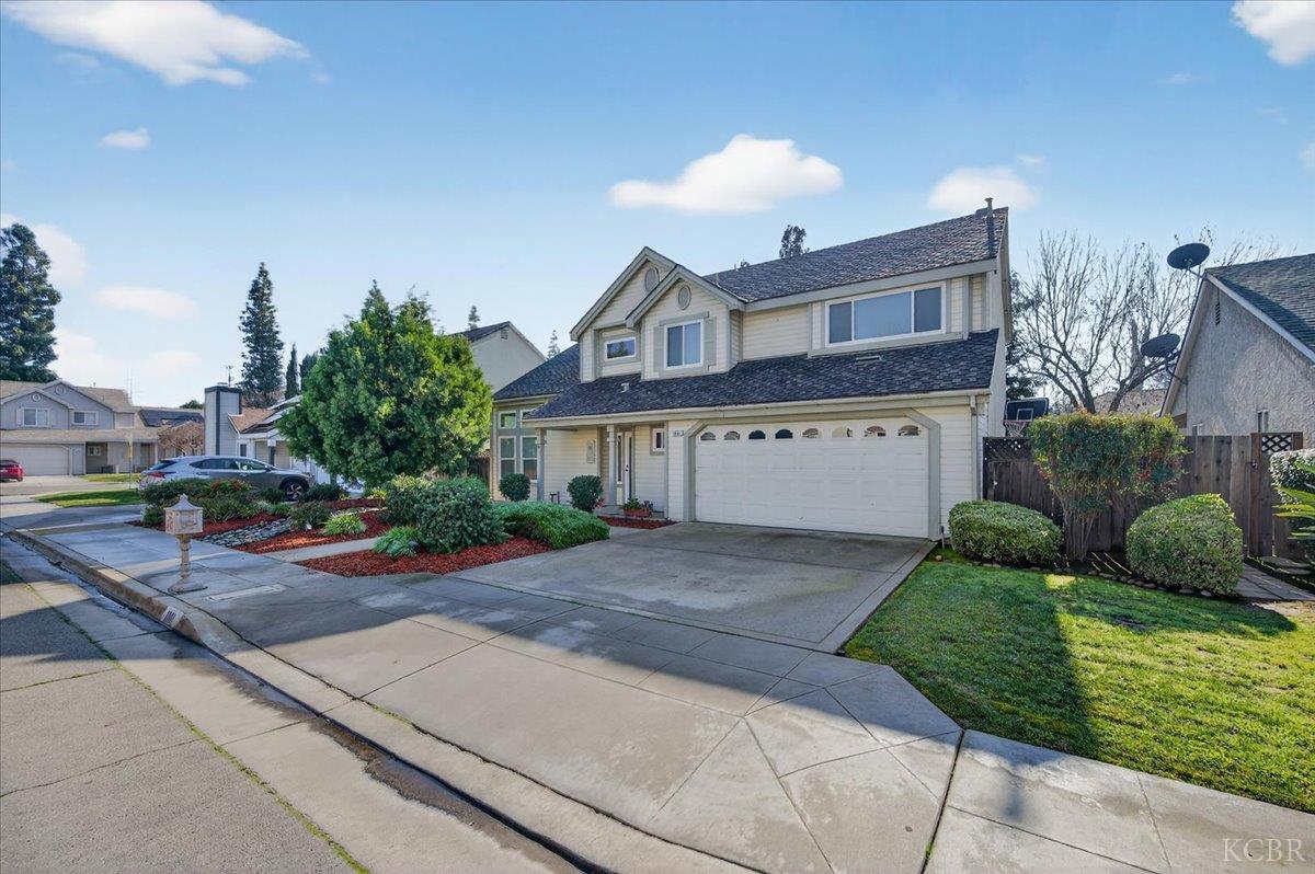 1881 E Frederick Ave, Fresno, CA 93720