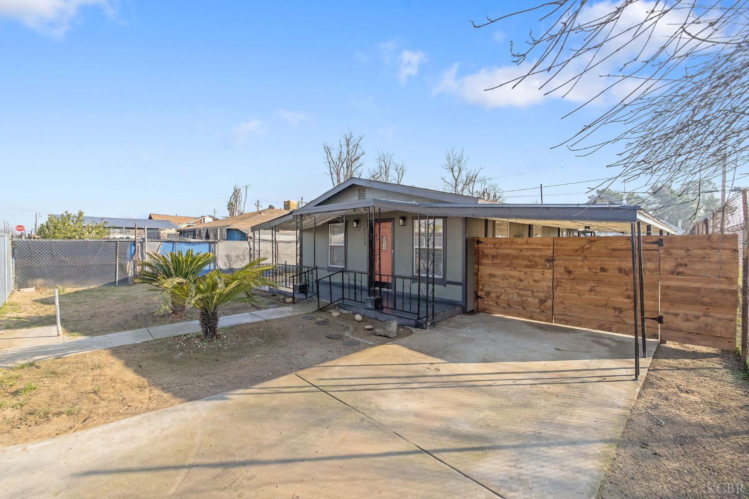 2223 Steele Ave, Bakersfield, CA 93307