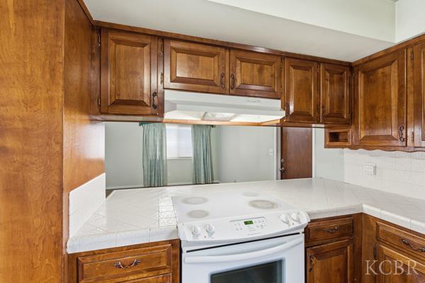 120 W Magnolia Ave, Hanford, CA 93230