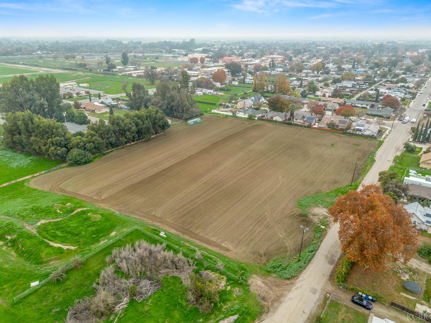 609 Oleander Ave, Lemoore, CA 93245