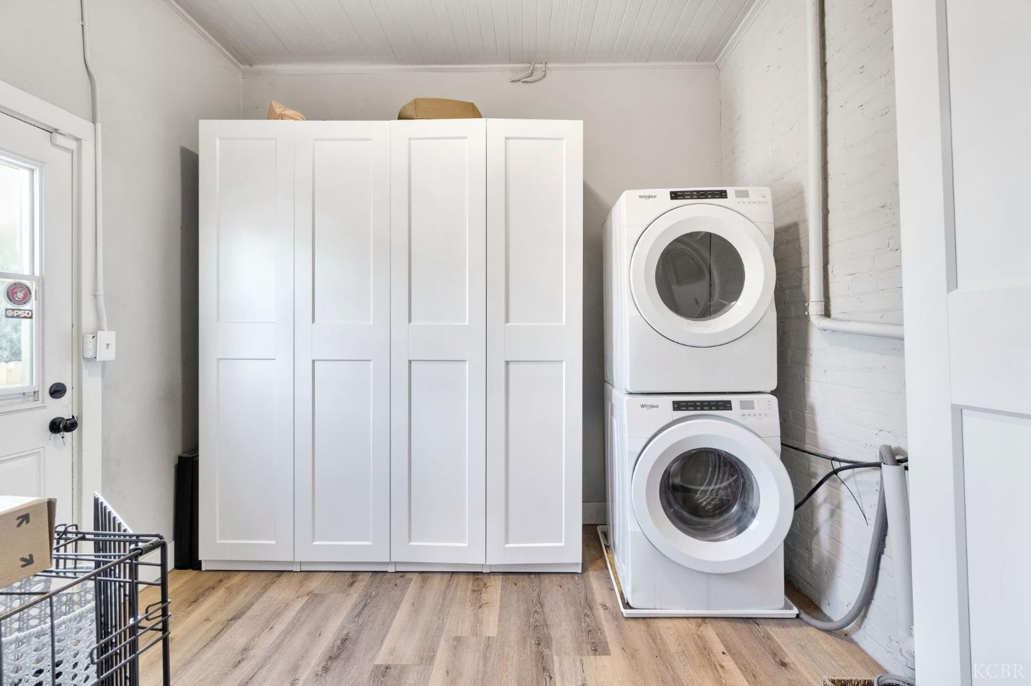 3 C St, Lemoore, CA 93245