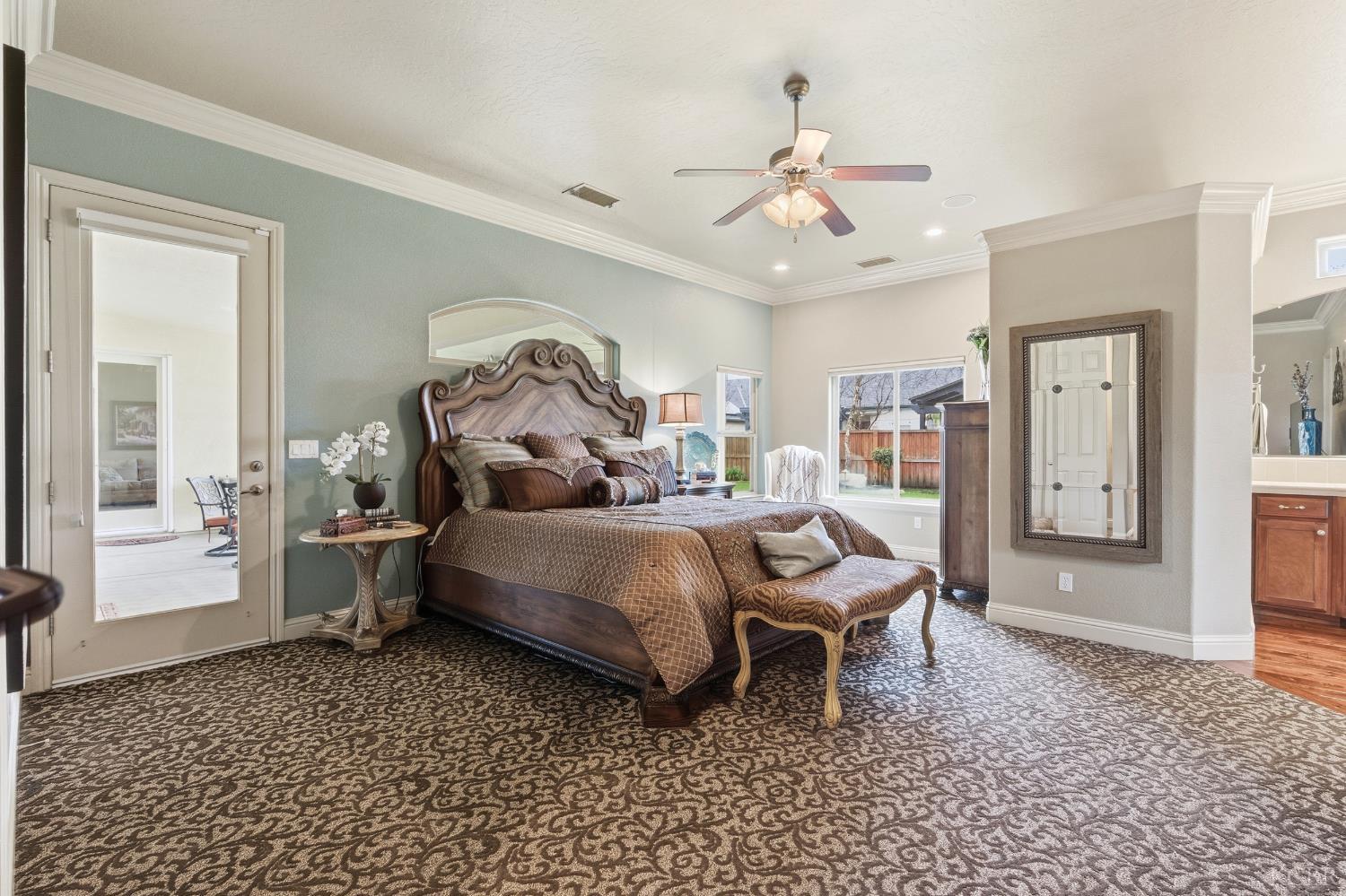 297 W Harold Griswold Way, Hanford, CA 93230