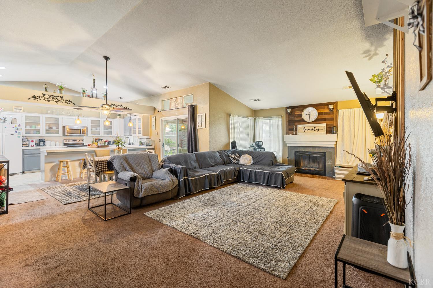 2481 W Monache Ln, Porterville, CA 93257