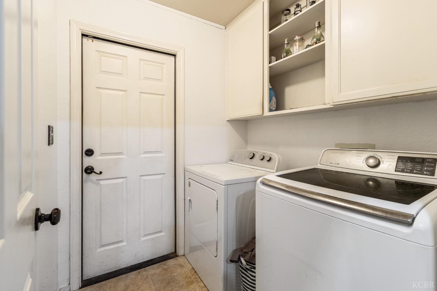 2481 W Monache Ln, Porterville, CA 93257