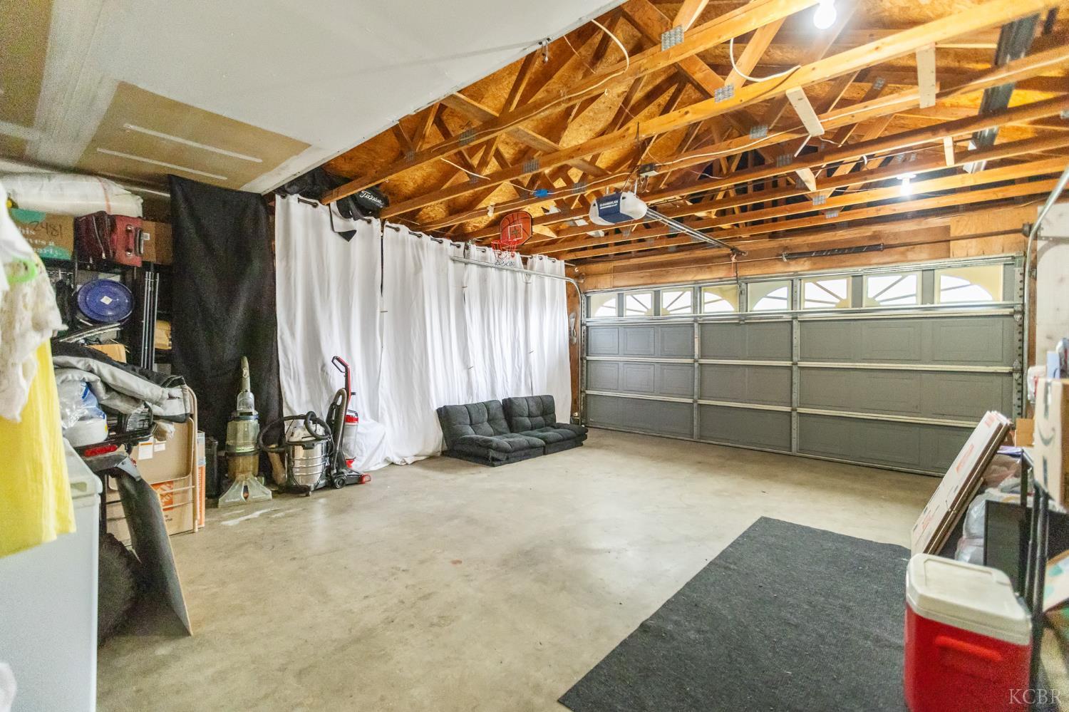 2481 W Monache Ln, Porterville, CA 93257