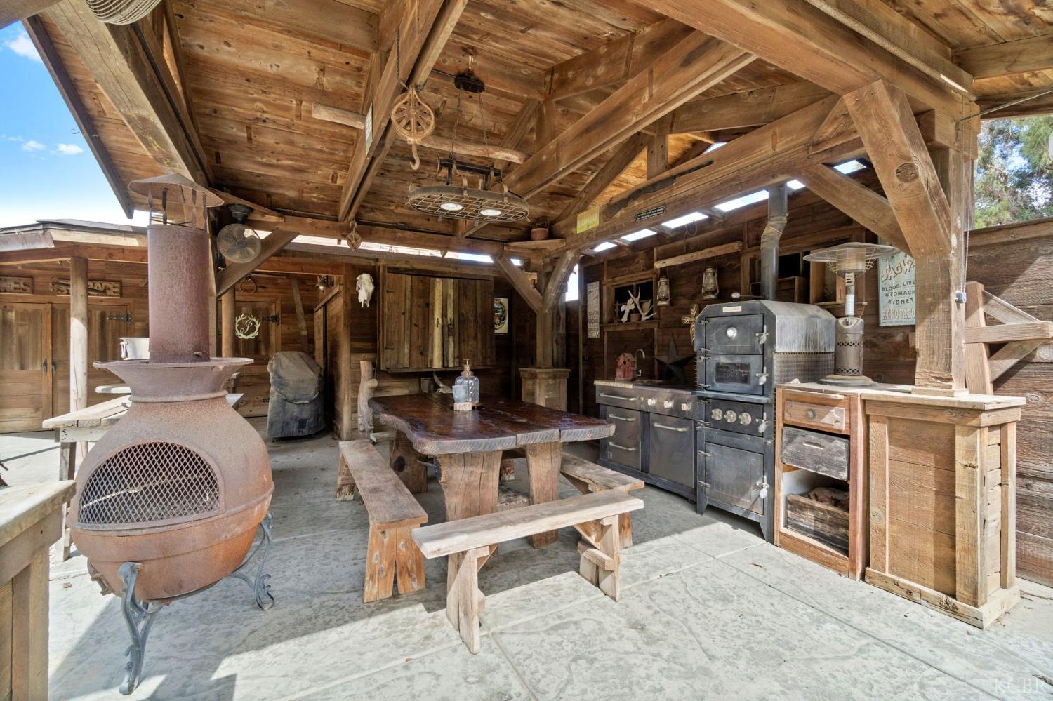 10730 17th Ave, Lemoore, CA 93245