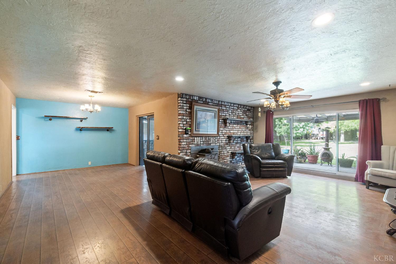 10730 17th Ave, Lemoore, CA 93245