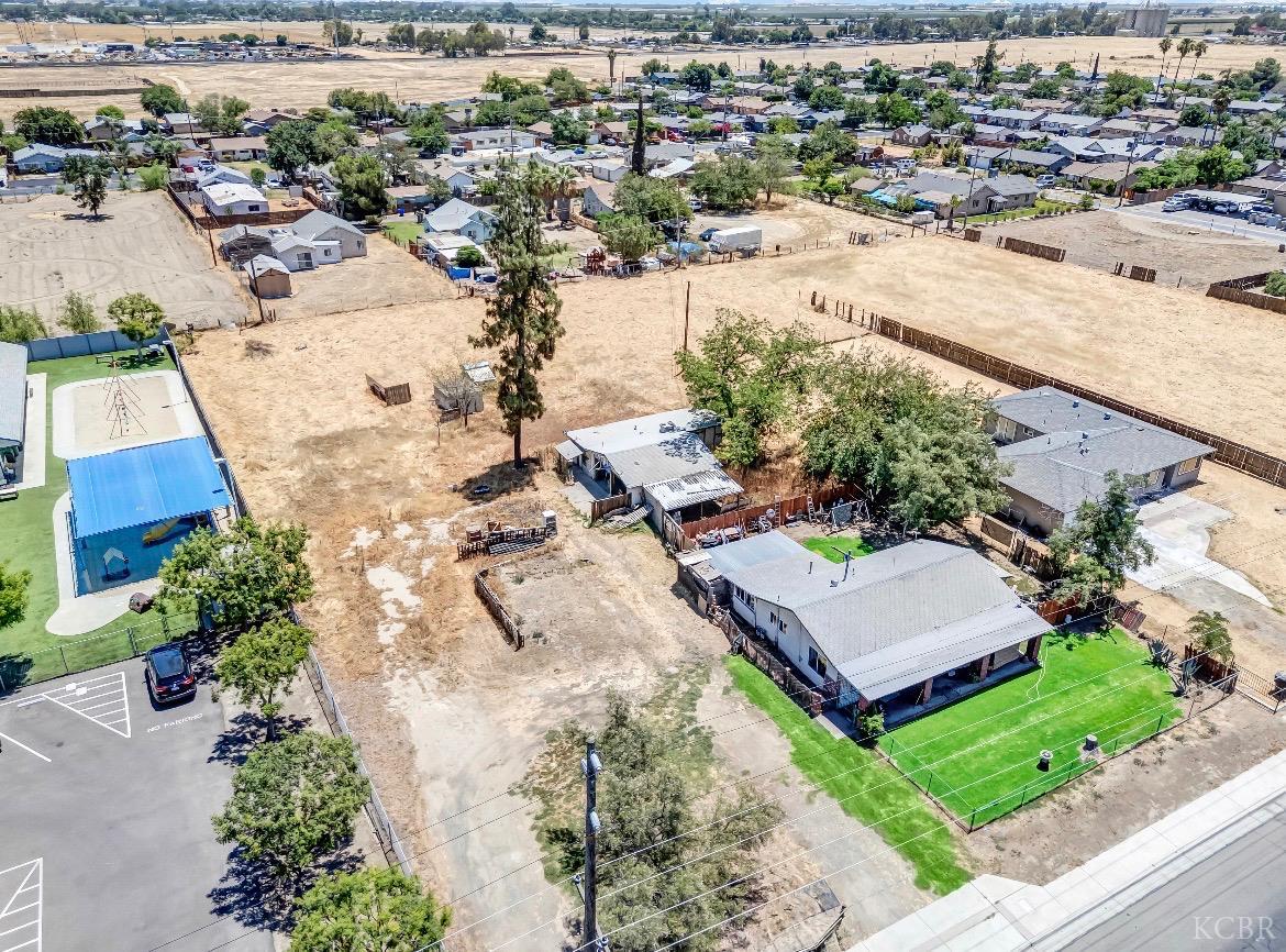 11431 11th Ave, Hanford, CA 93230