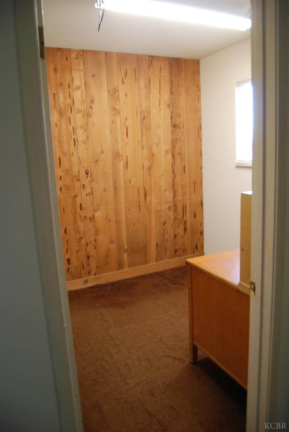 6195 11th Ave, Hanford, CA 93230