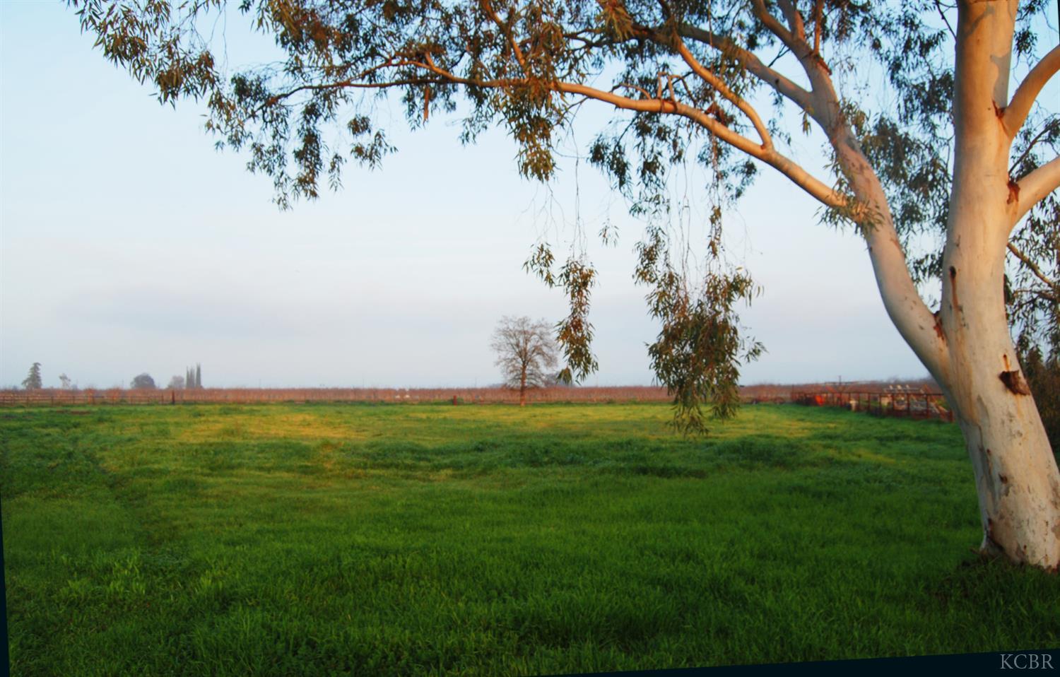 6195 11th Ave, Hanford, CA 93230